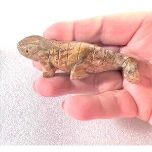 Peru Agate Lizard Carving